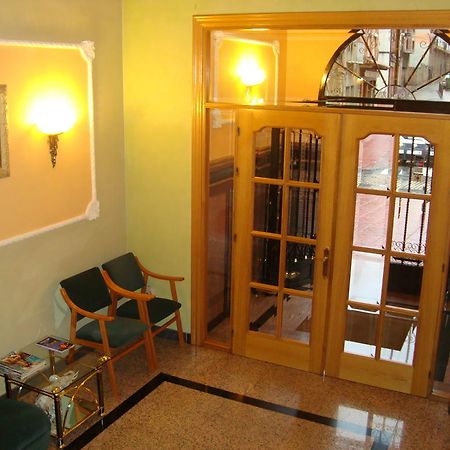 Hostal Universal Benavente Kültér fotó