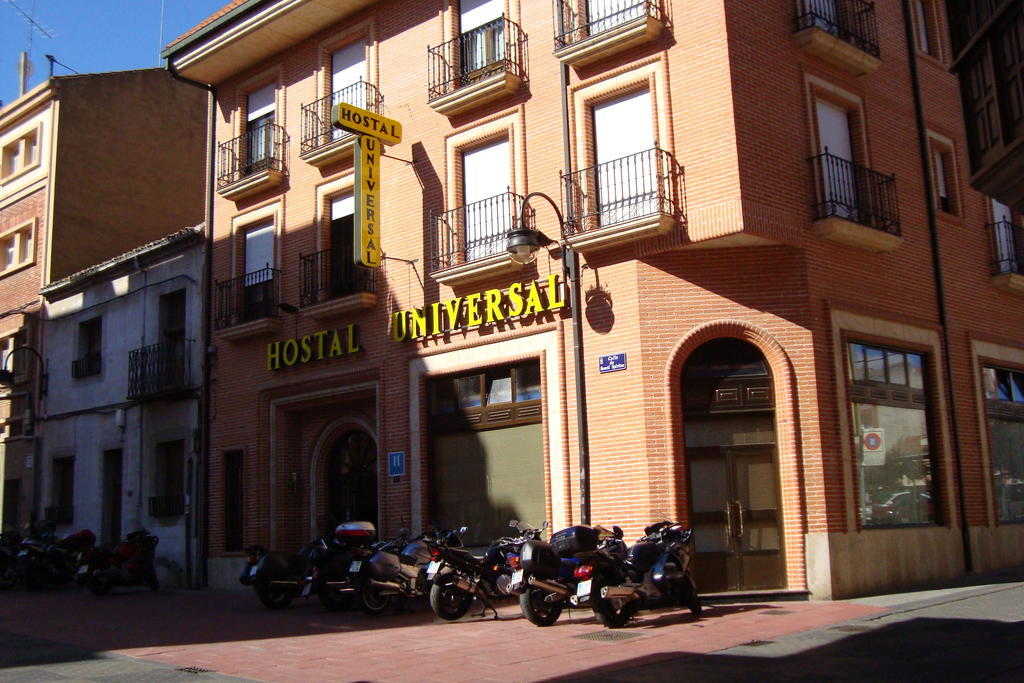 Hostal Universal Benavente Kültér fotó