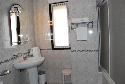 Hostal Universal Benavente Szoba fotó