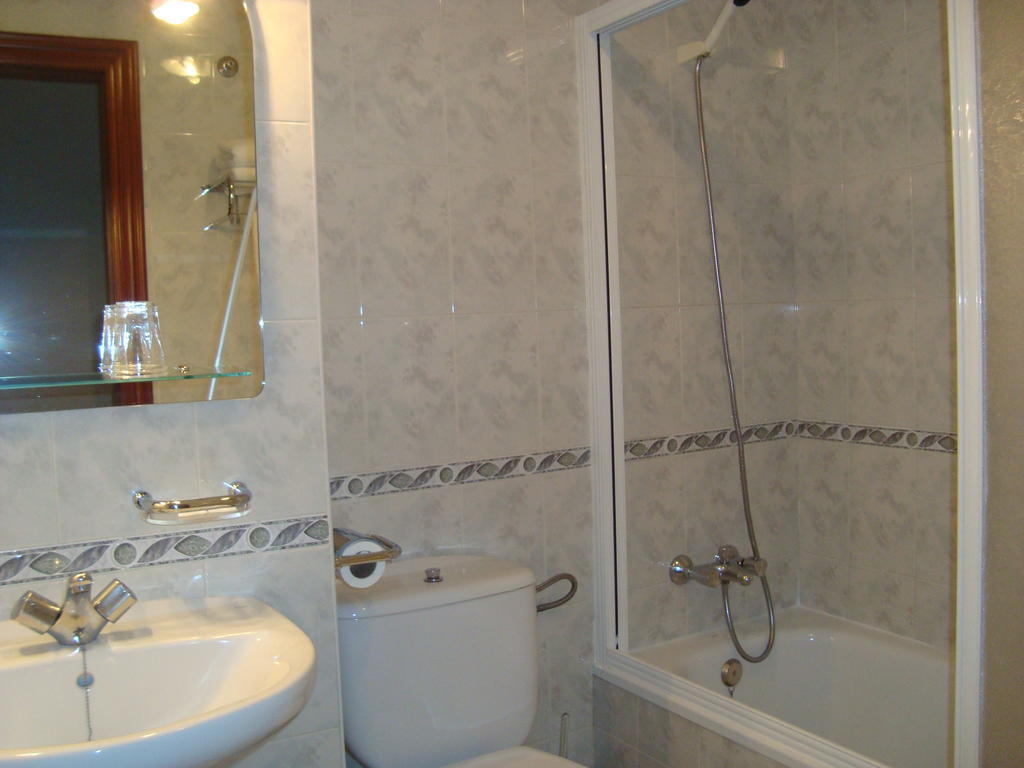 Hostal Universal Benavente Szoba fotó