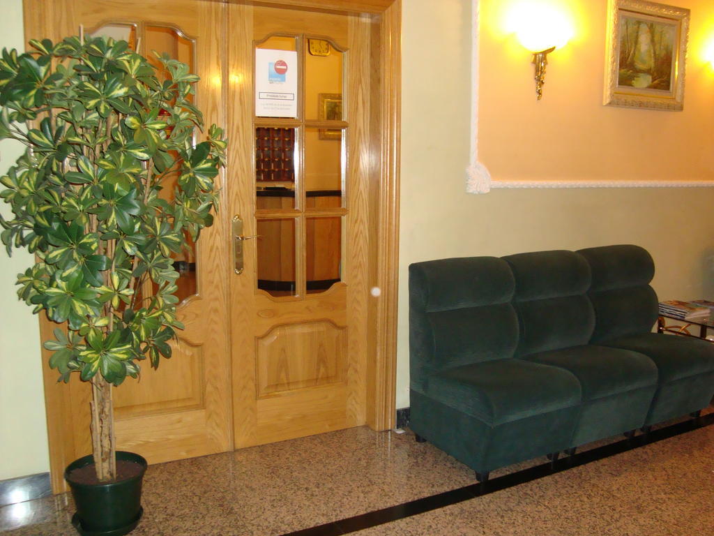 Hostal Universal Benavente Szoba fotó
